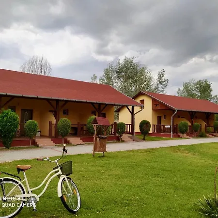 מלון Ligetalja Termal Peneszlek