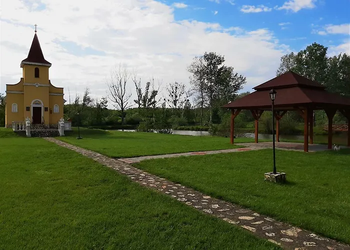 Hotell Ligetalja Termal Peneszlek